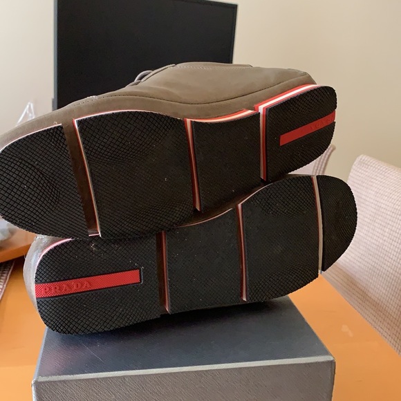 Classic PRADA sneakers in Cool Grey, Sz. US 10.5! - Picture 5 of 8
